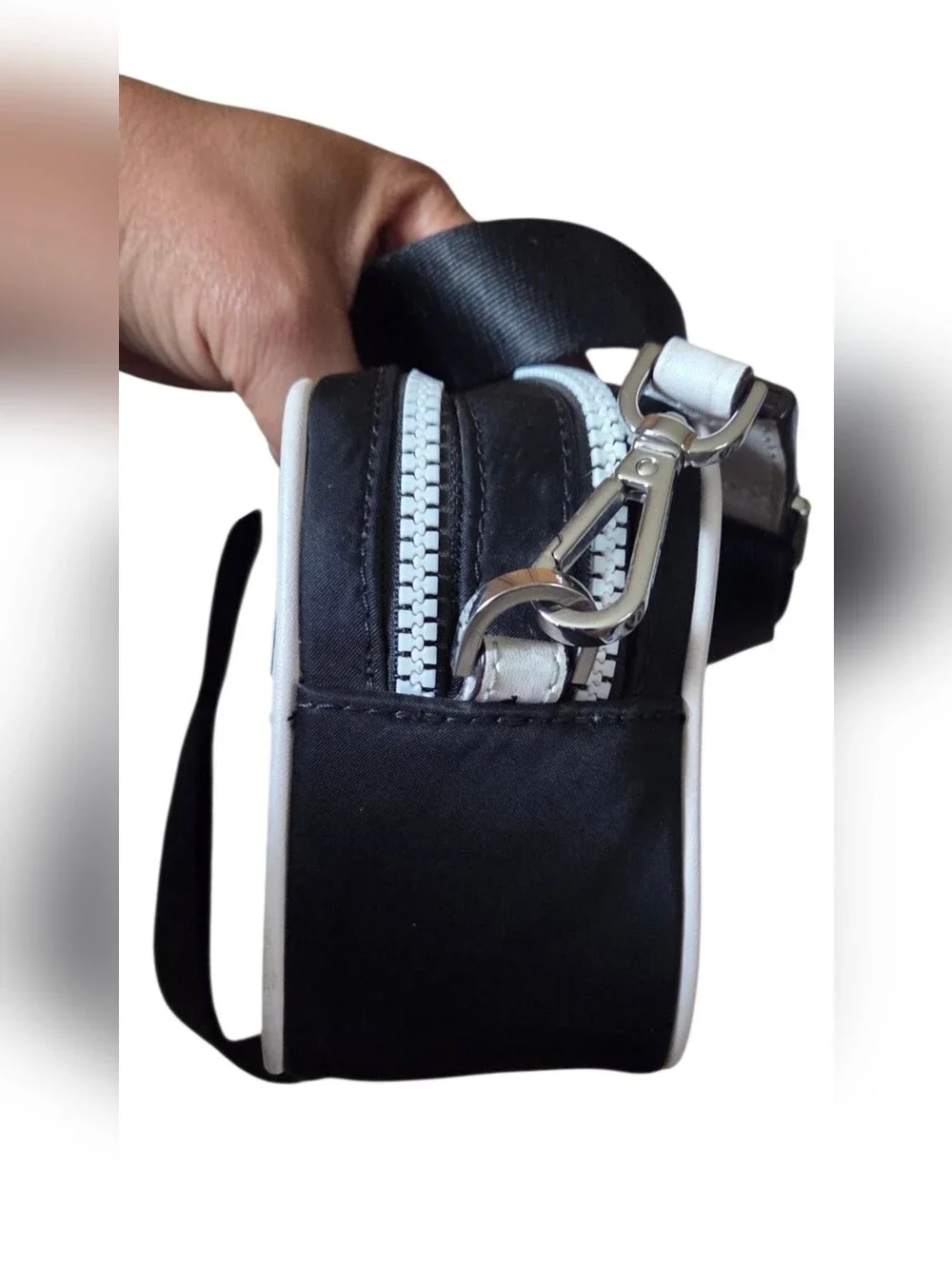 Michael Kors Kenly SM Camera Crossbody